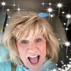 Meet your Posher, Rose